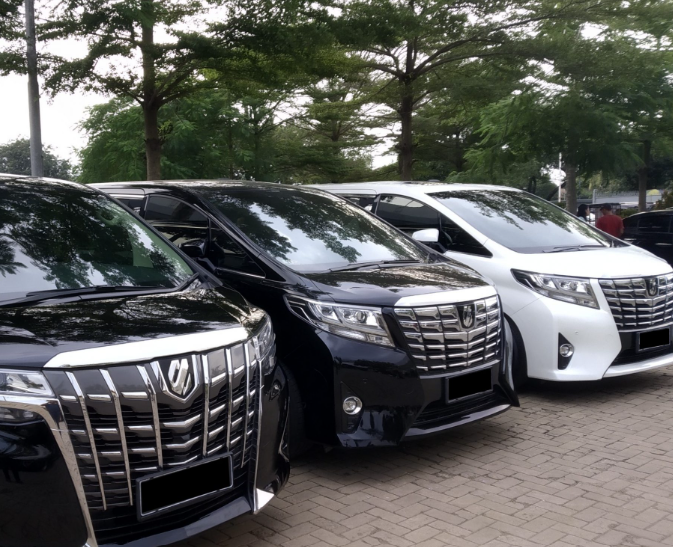 Sewa Mobil Terdekat