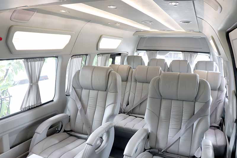 Berapa Kapasitas Seat Hiace