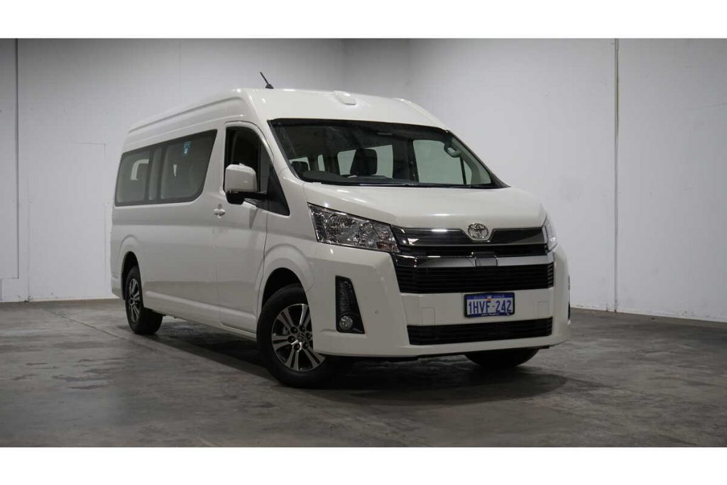 Mengenal Kapasitas Penumpang Hiace